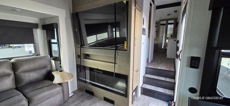 New 2026 Jayco Eagle Fifth Wheels 365UKTS - photo - 14