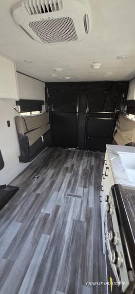 New 2026 Jayco Jay Flight SLX 265TH Toy Hauler - photo - 8