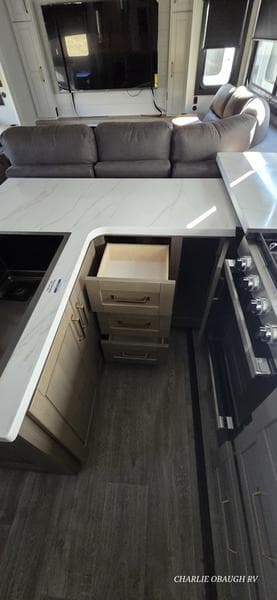 New 2026 Jayco Eagle Fifth Wheels 335LSTS - photo - 18