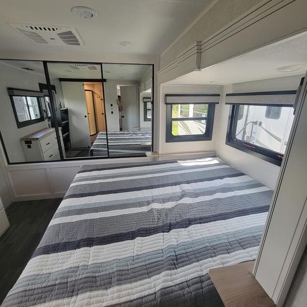 New 2024 Jayco Eagle 274FKDS - photo - 31