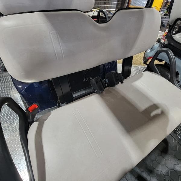 2024 Cushman® Tour LSV ELiTE Lithium Electric Photo in Staunton VA 24401