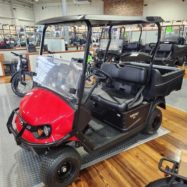 2024 Cushman® HAULER 800X Photo in Staunton VA 24401