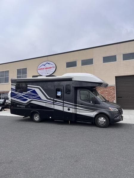 2023 Jayco Melbourne Prestige "TEST DRIVE BY APPOINTMENT" 24NP Photo in Staunton VA 24401