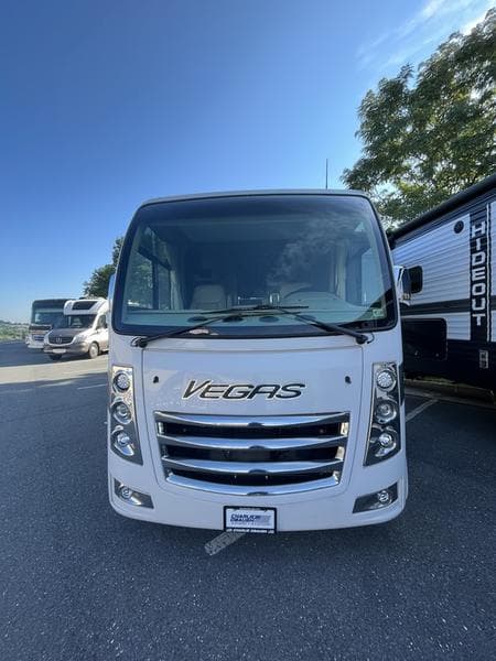 2022 Thor Motor Coach "TEST DRIVE BY APPOINTMENT" Vegas® RUV 24.1 Photo in Staunton VA 24401