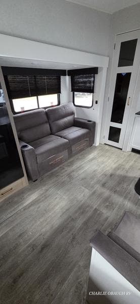 New 2026 Jayco Eagle SLE Fifth Wheels 24MLE - photo - 13