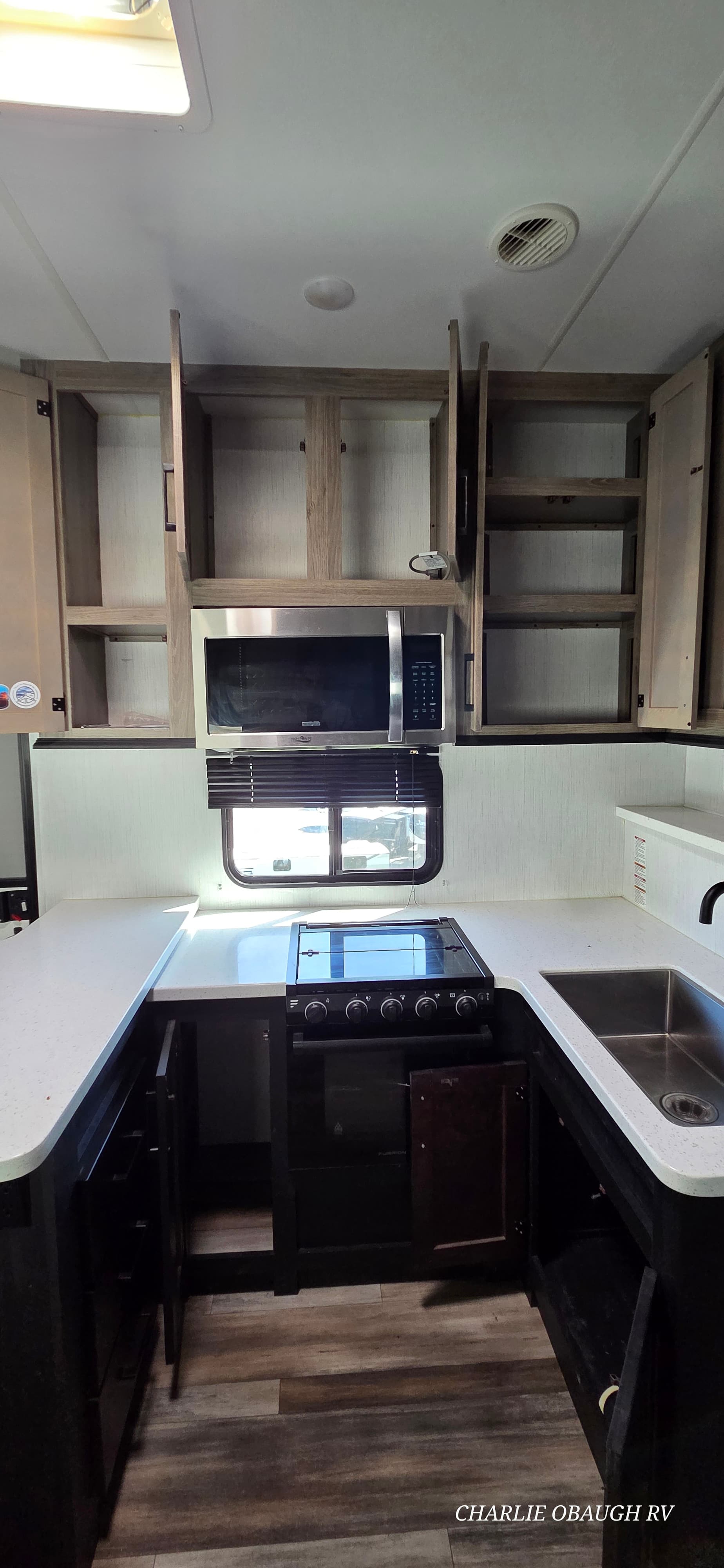 Pre-Owned 2022 Heartland Gravity 3640 - photo - 13