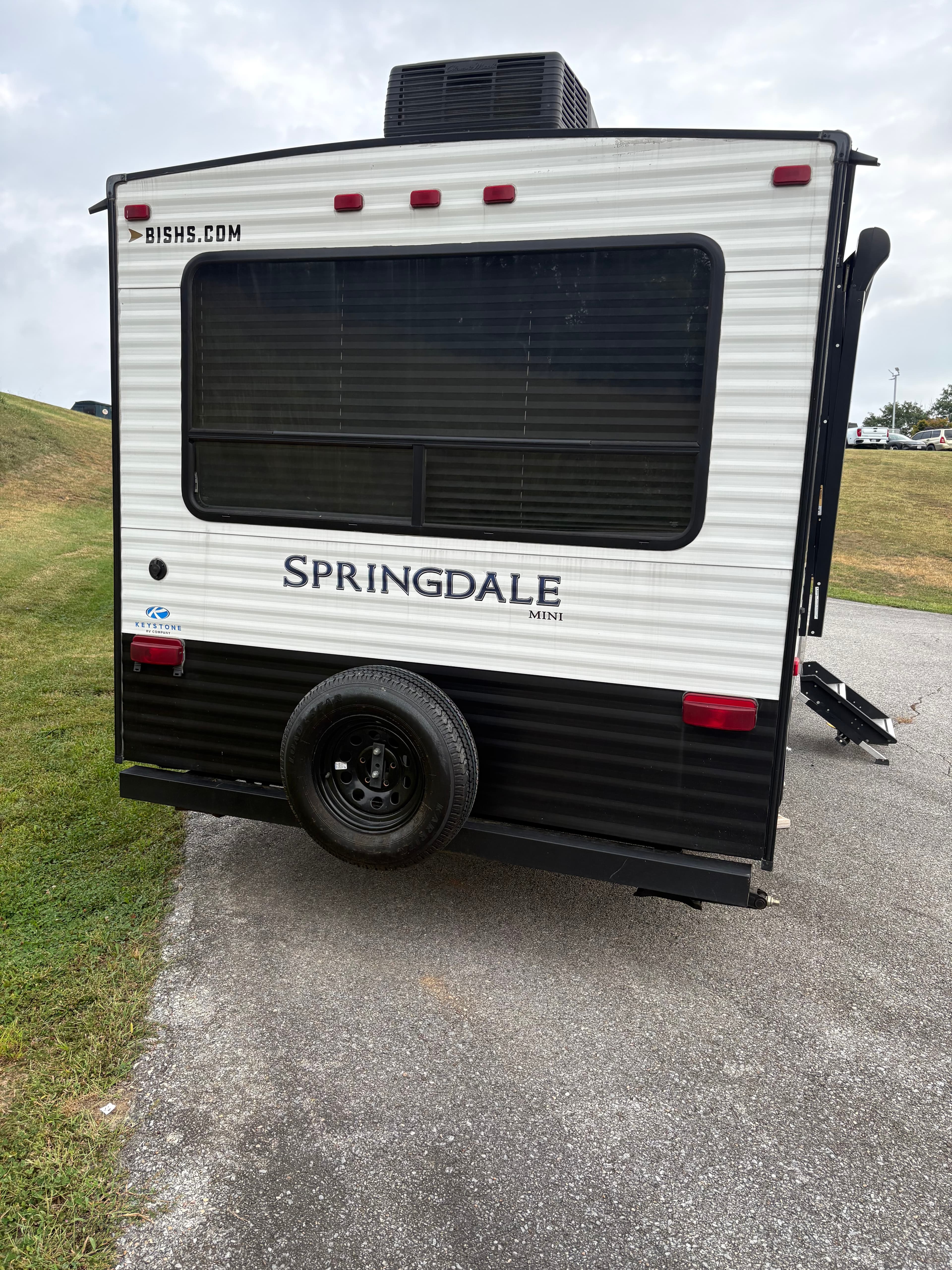 Pre-Owned 2021 KEYSTONE SPRINGDALE 1750RD - photo - 12