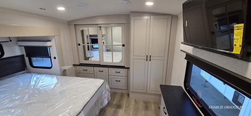 New 2026 Jayco North Point 377RLBH - photo - 29