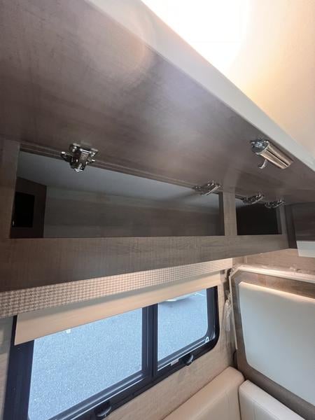 New 2023 Jayco Melbourne Prestige 24NP - photo - 32