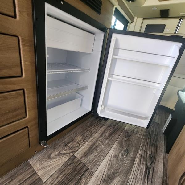 New 2023 Midwest Automotive Designs FSL - photo - 22