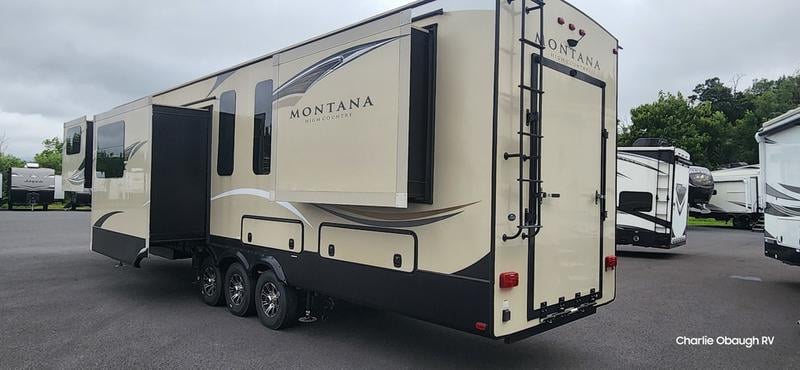 2017 Keystone RV Montana High Country 381TH Photo in Staunton VA 24401