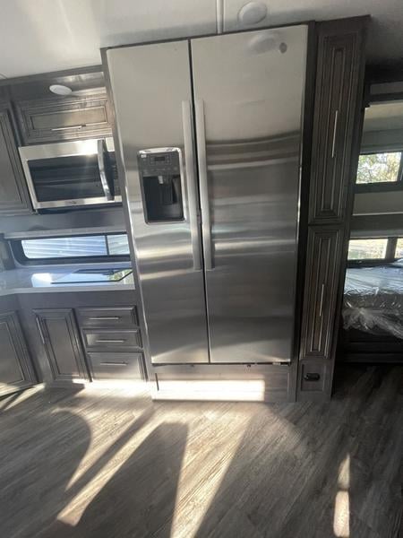 New 2024 Jayco Precept Prestige 36B - photo - 14