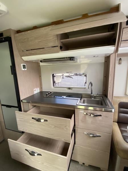 Pre-Owned 2020 nuCamp AVIA - photo - 15