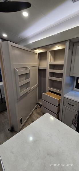 New 2026 Jayco North Point 377RLBH - photo - 21