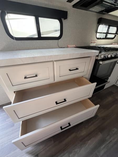 New 2025 Jayco EAGLE 31QCD - photo - 28