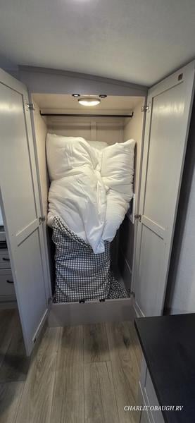 New 2026 Jayco North Point 377RLBH - photo - 32
