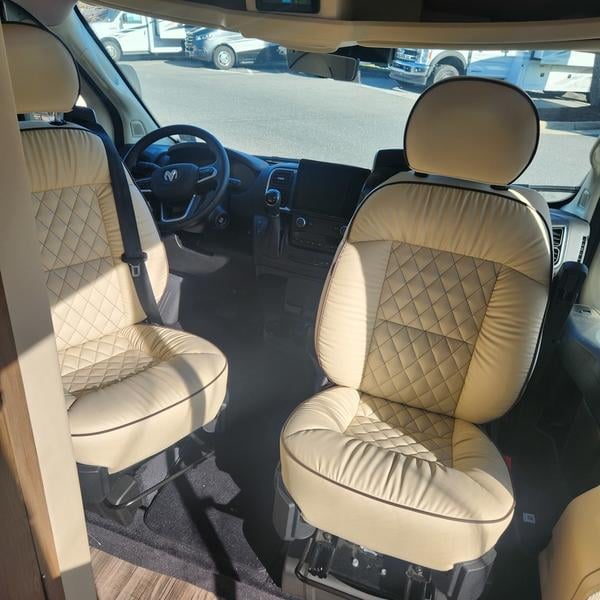 New 2023 Midwest Automotive Designs FSL - photo - 6