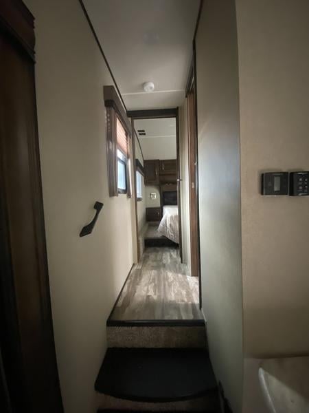 Pre-Owned 2018 Grand Design Reflection 150 Series Fifth-Wheel 230RL - photo - 28