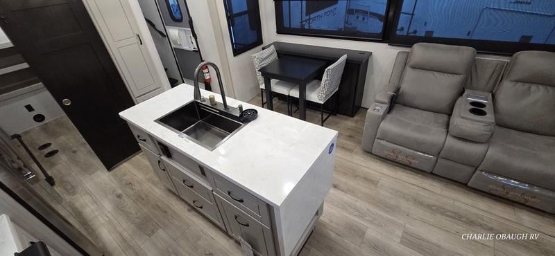 New 2026 Jayco North Point 377RLBH - photo - 13