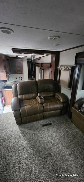 Pre-Owned 2017 Keystone RV Montana High Country 381TH - photo - 19