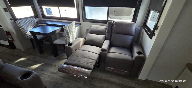 New 2026 Jayco Eagle Fifth Wheels 335LSTS - photo - 22