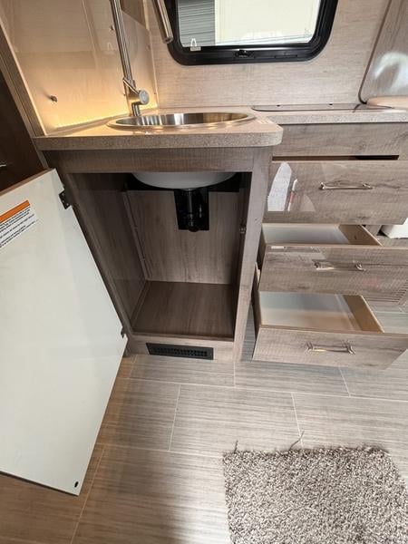 New 2023 Jayco Melbourne Prestige 24NP - photo - 18