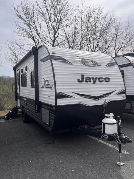 2024 Jayco Jay Flight SLX 195RB Photo in Staunton VA 24401