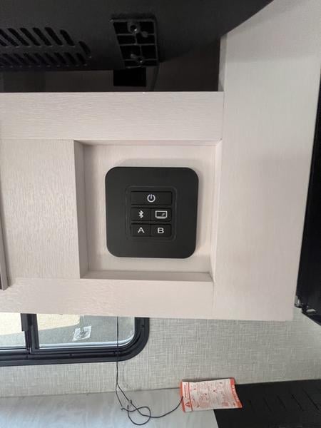 New 2025 Jayco EAGLE 31QCD - photo - 29