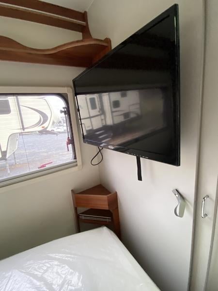 Pre-Owned 2020 nuCamp AVIA - photo - 22