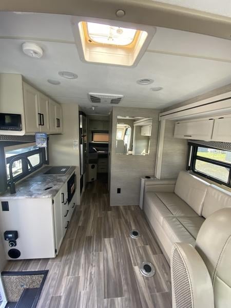 Pre-Owned 2022 Thor Motor Coach Vegas® RUV 24.1 - photo - 28