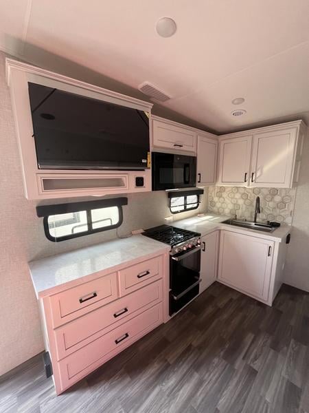 New 2025 Jayco EAGLE 31QCD - photo - 24