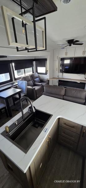 New 2026 Jayco Eagle Fifth Wheels 335LSTS - photo - 9