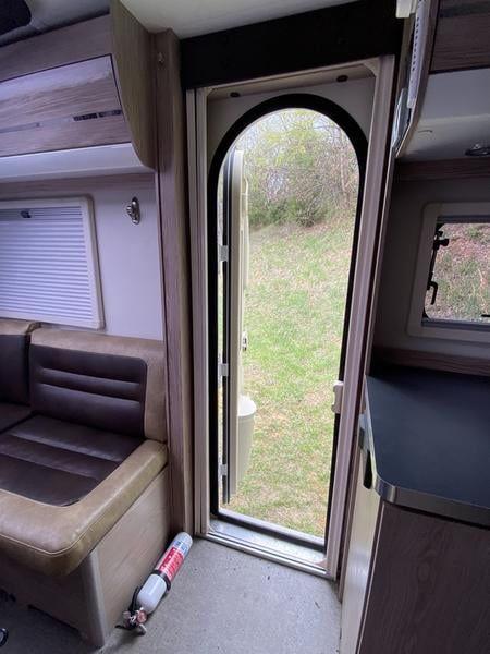 Pre-Owned 2020 nuCamp AVIA - photo - 30