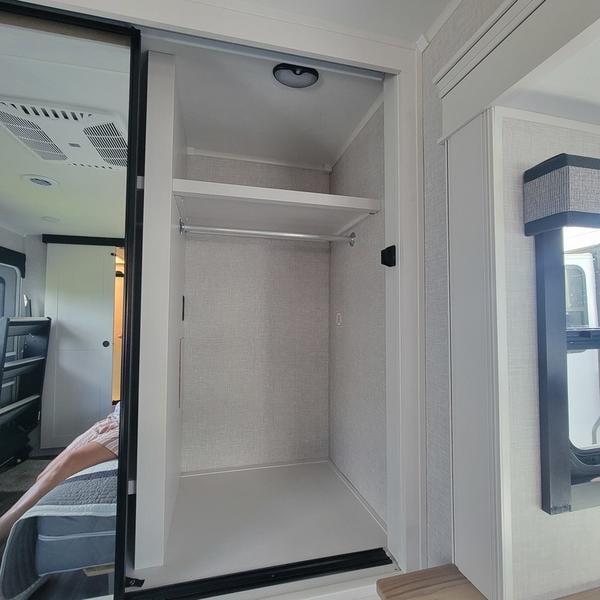 New 2024 Jayco Eagle 274FKDS - photo - 36