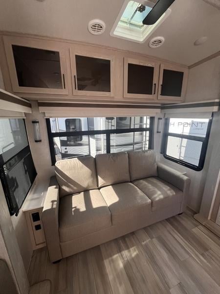 New 2023 Forest River Rockwood Signature 8294BS - photo - 21