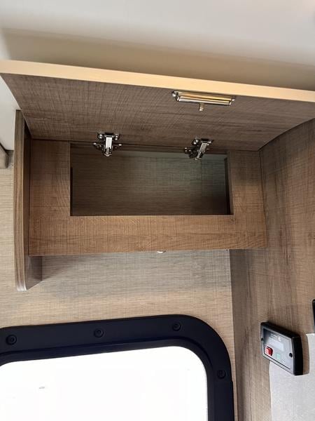 New 2023 Jayco Melbourne Prestige 24NP - photo - 12