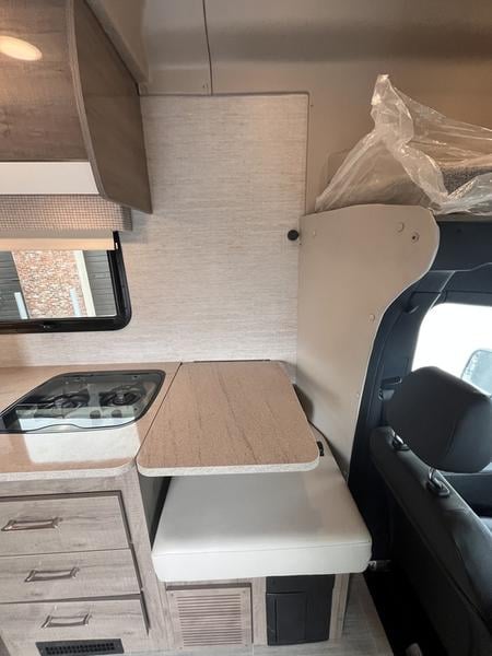 New 2023 Jayco Melbourne Prestige 24NP - photo - 14