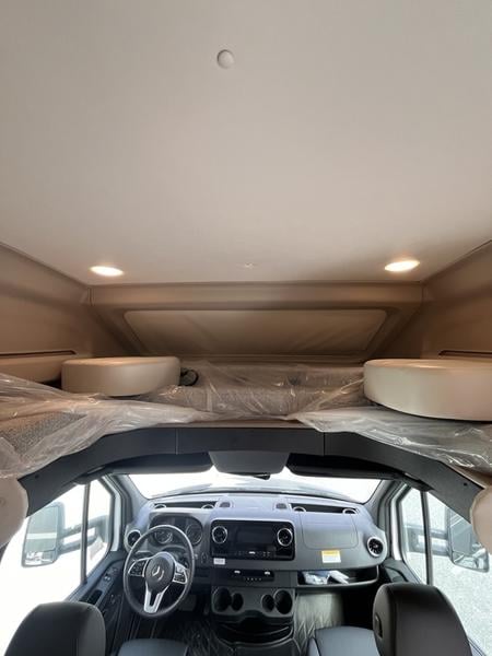 New 2023 Jayco Melbourne Prestige 24NP - photo - 41