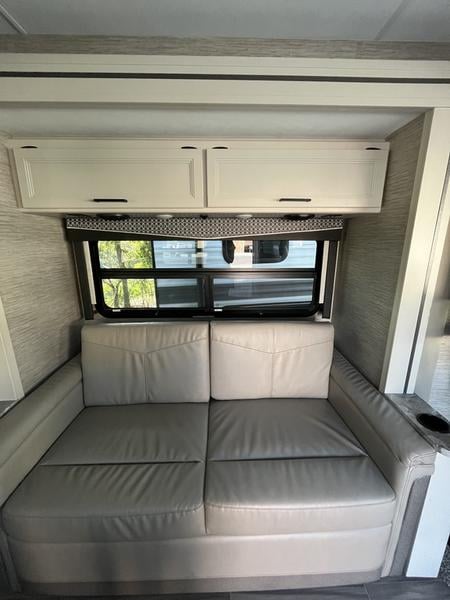 Pre-Owned 2022 Thor Motor Coach Vegas® RUV 24.1 - photo - 15