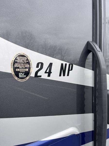 New 2023 Jayco Melbourne Prestige 24NP - photo - 7