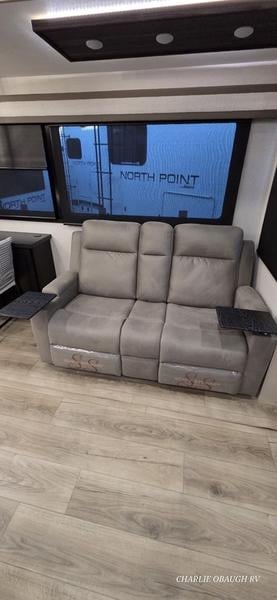 New 2026 Jayco North Point 377RLBH - photo - 26