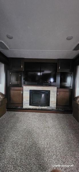 Pre-Owned 2017 Keystone RV Montana High Country 381TH - photo - 18