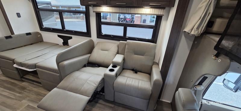 New 2026 Jayco Greyhawk 29MV - photo - 15
