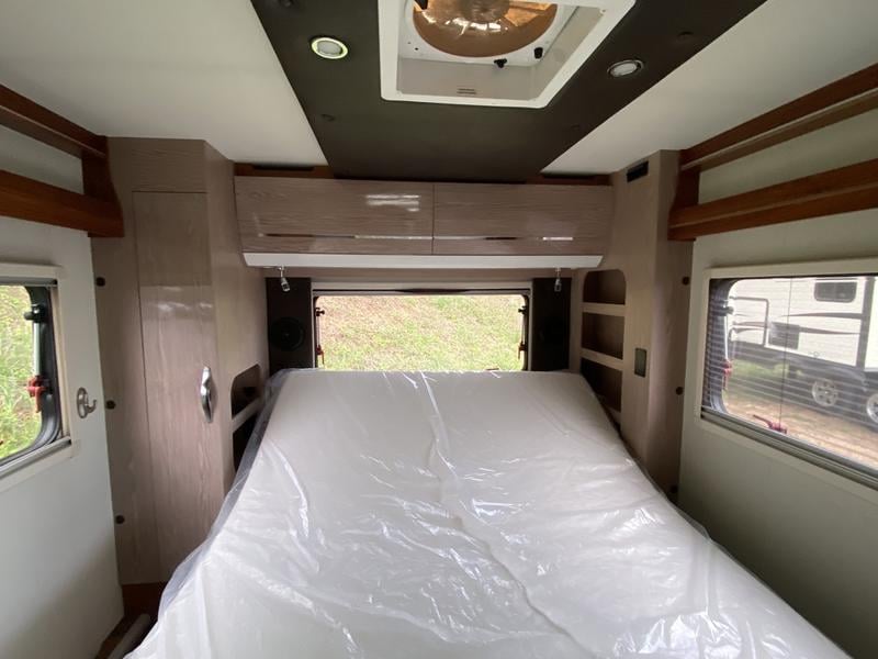 Pre-Owned 2020 nuCamp AVIA - photo - 21