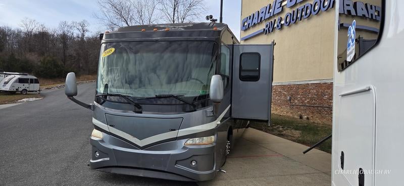 2008 Coachmen 386QS Photo in Staunton VA 24401