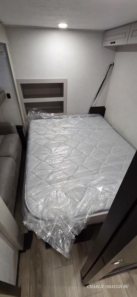 New 2026 Jayco North Point 377RLBH - photo - 41