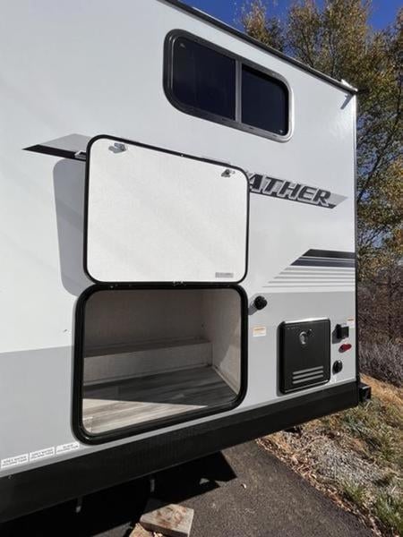 2024 Jayco Jay Feather 27BHB Photo in Staunton VA 24401