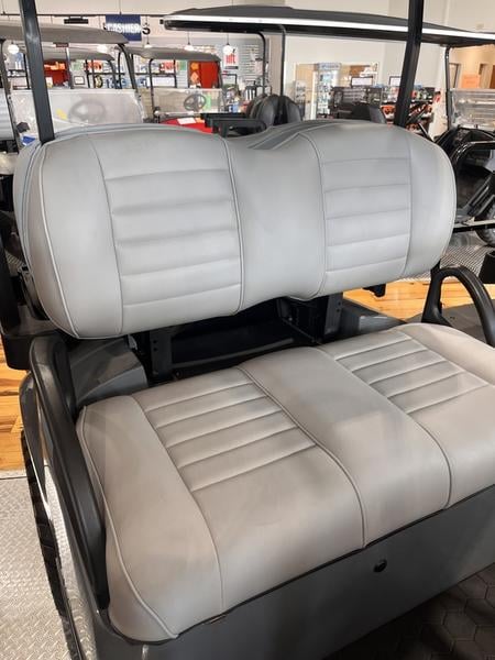 New 2025 E-Z-GO S4 ELITE - photo - 6