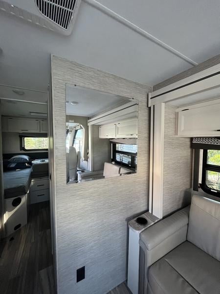 Pre-Owned 2022 Thor Motor Coach Vegas® RUV 24.1 - photo - 16