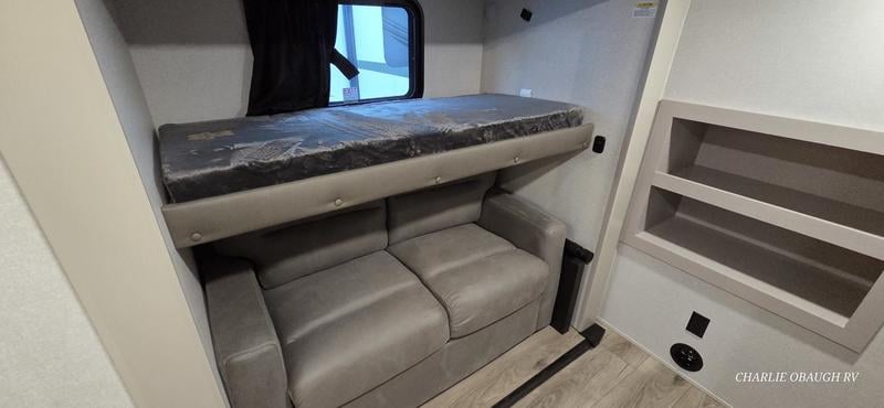 New 2026 Jayco North Point 377RLBH - photo - 42